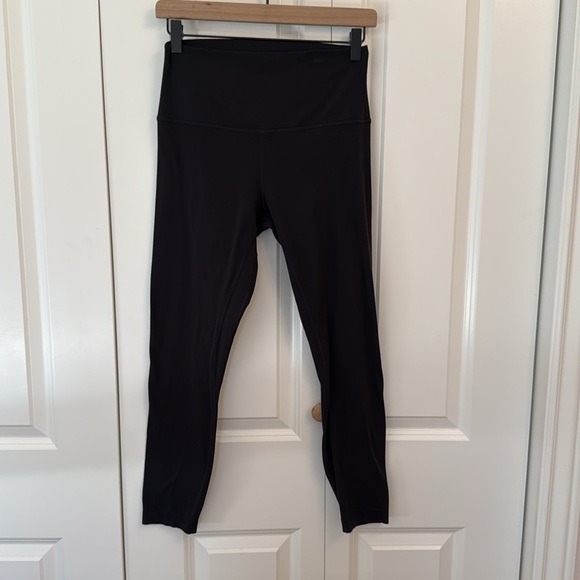 Lululemon Align High-Rise Pant 25”, size 8 black - Picture 7 of 15